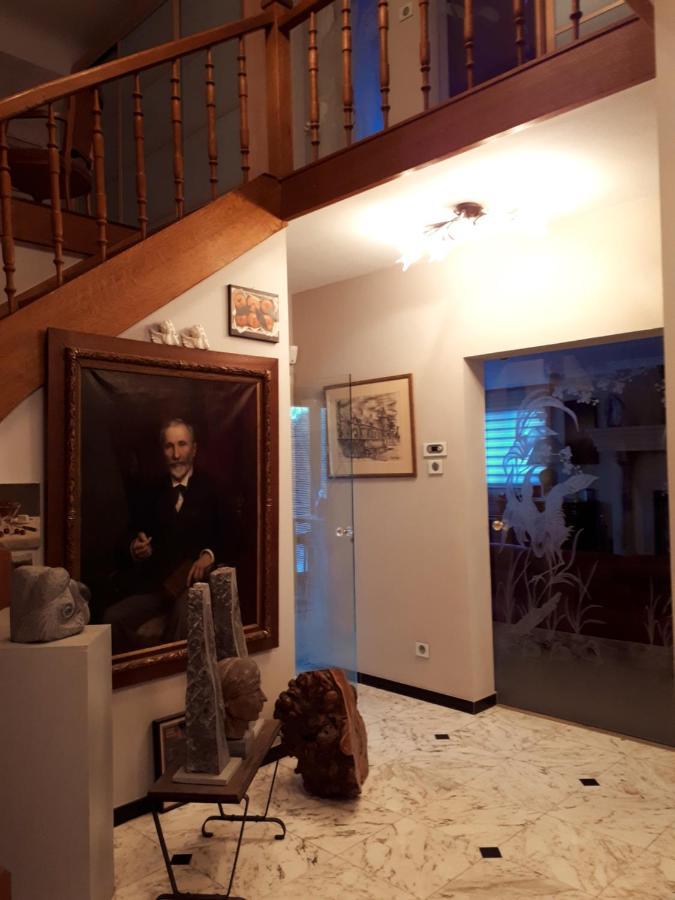 Goutroux Le Fond De La Biche B&B 외부 사진